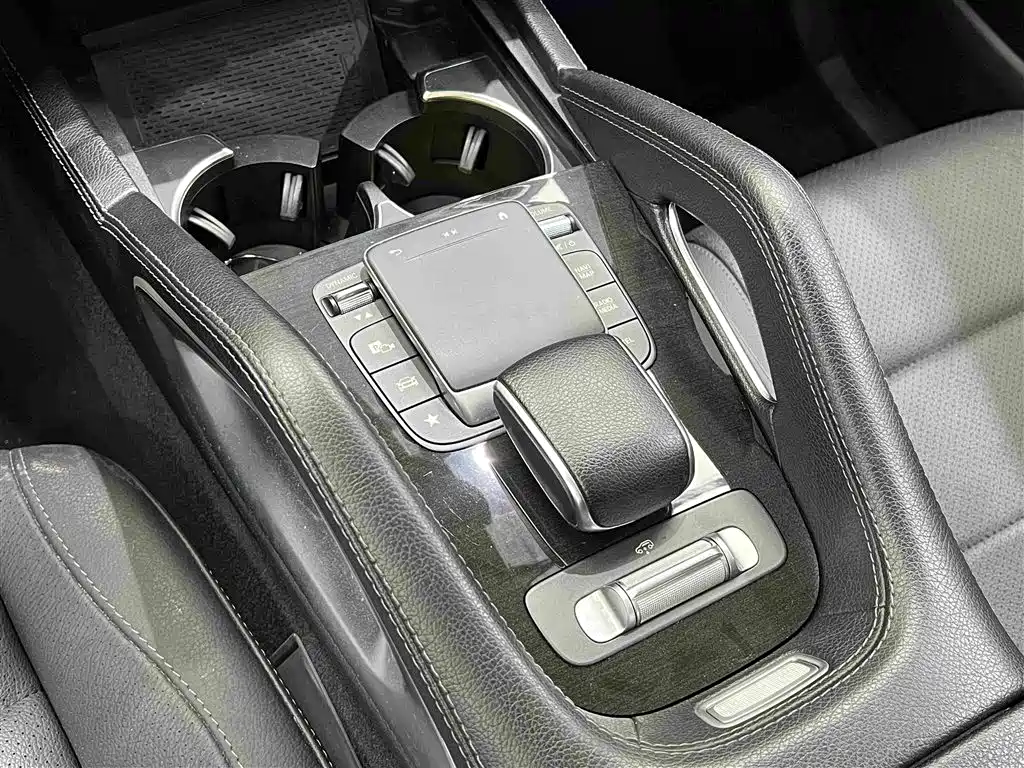 Mercedes-Benz GLE 2020 — фото 16