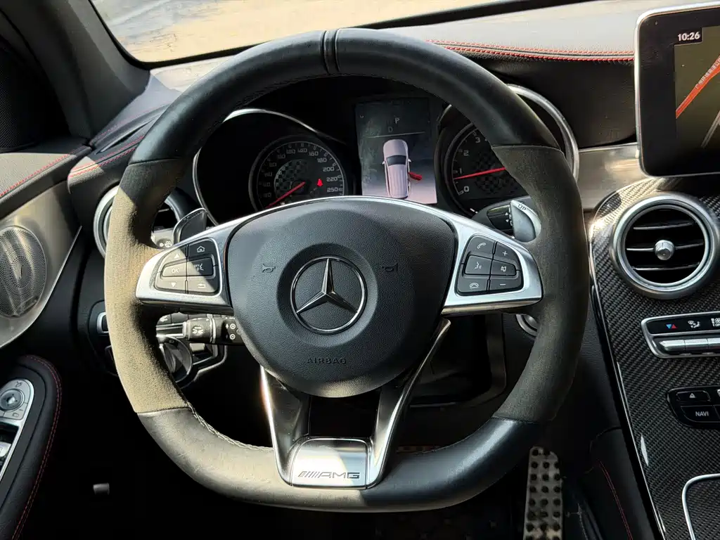 Mercedes-Benz GLC AMG 2019 — фото 18