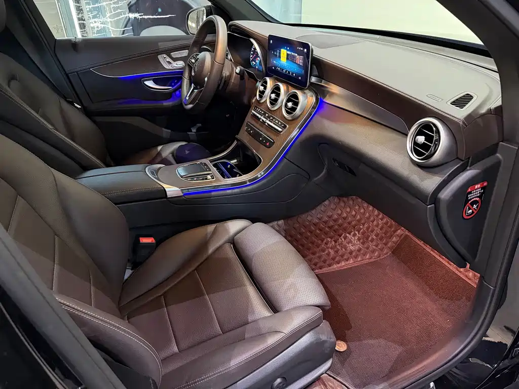Mercedes-Benz GLC 2023 — фото 16