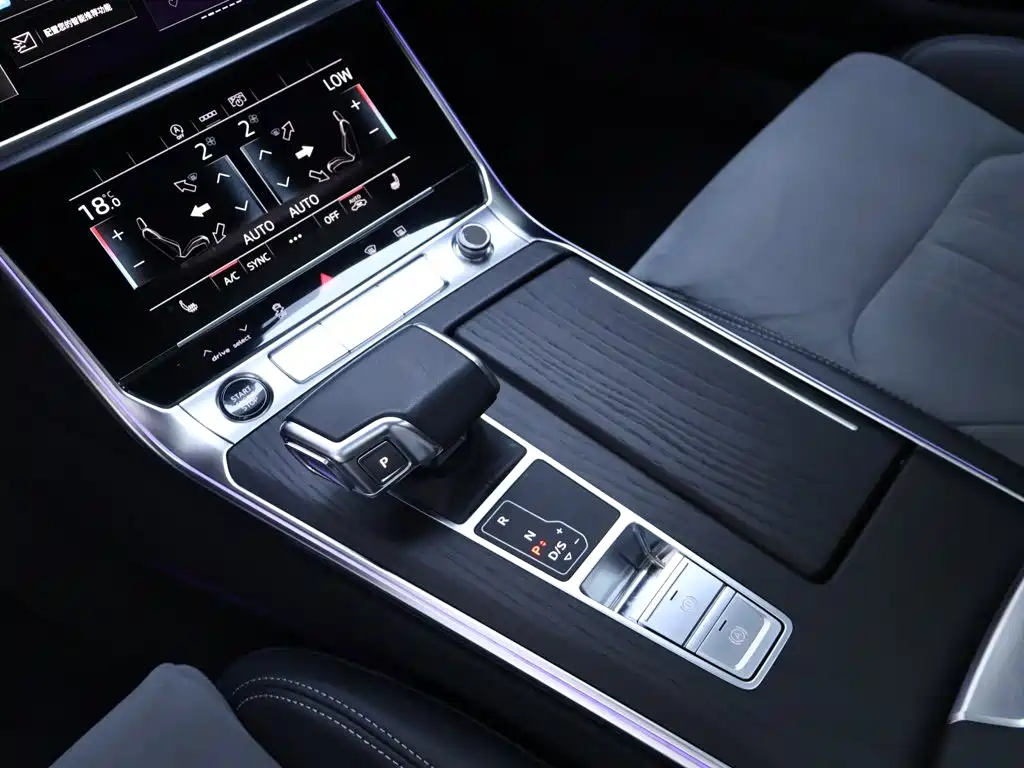 Audi A6L 2024 — фото 12