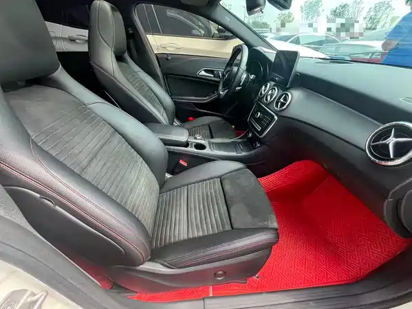 Mercedes-Benz CLA 2017
