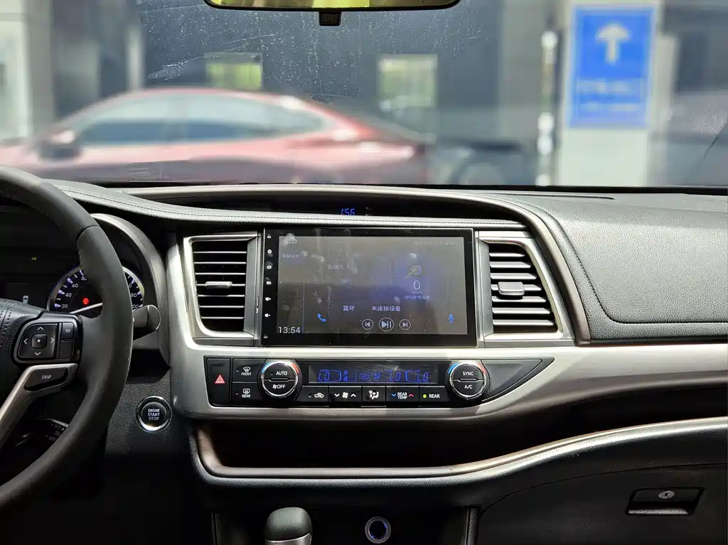 Toyota Highlander 2015 — фото 12