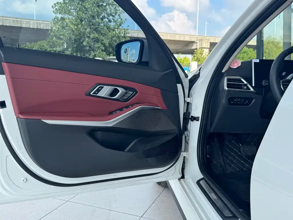 BMW i3 2025 — фото 8