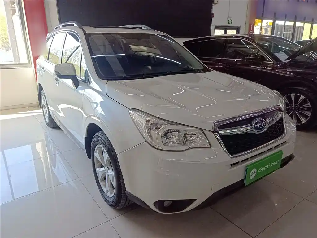 Subaru Forester 2015 — фото 4