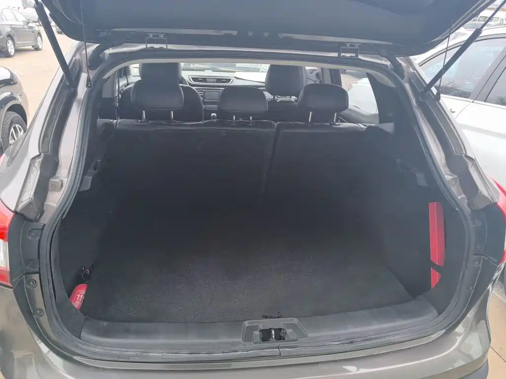 Nissan Qashqai 2016 — фото 15