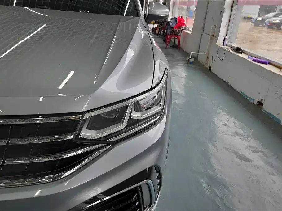 Volkswagen Tiguan L PHEV 2021