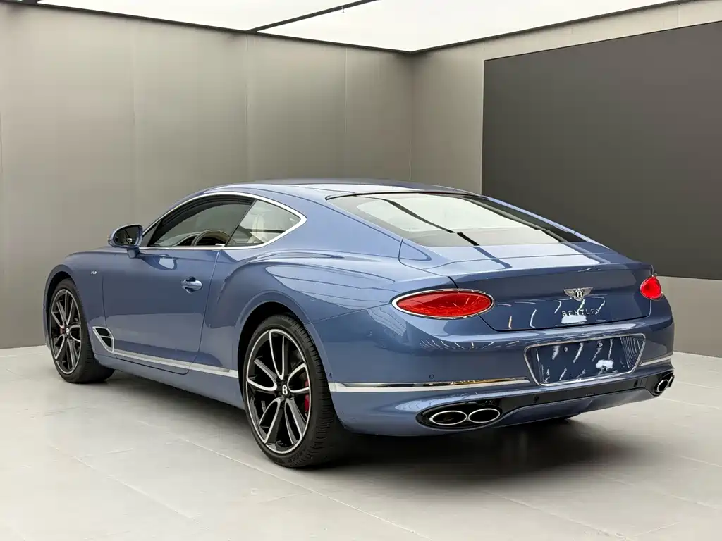 Bentley Continental 2022 — фото 5