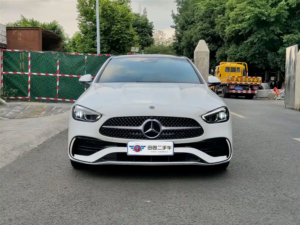 Mercedes-Benz C-Class 2022