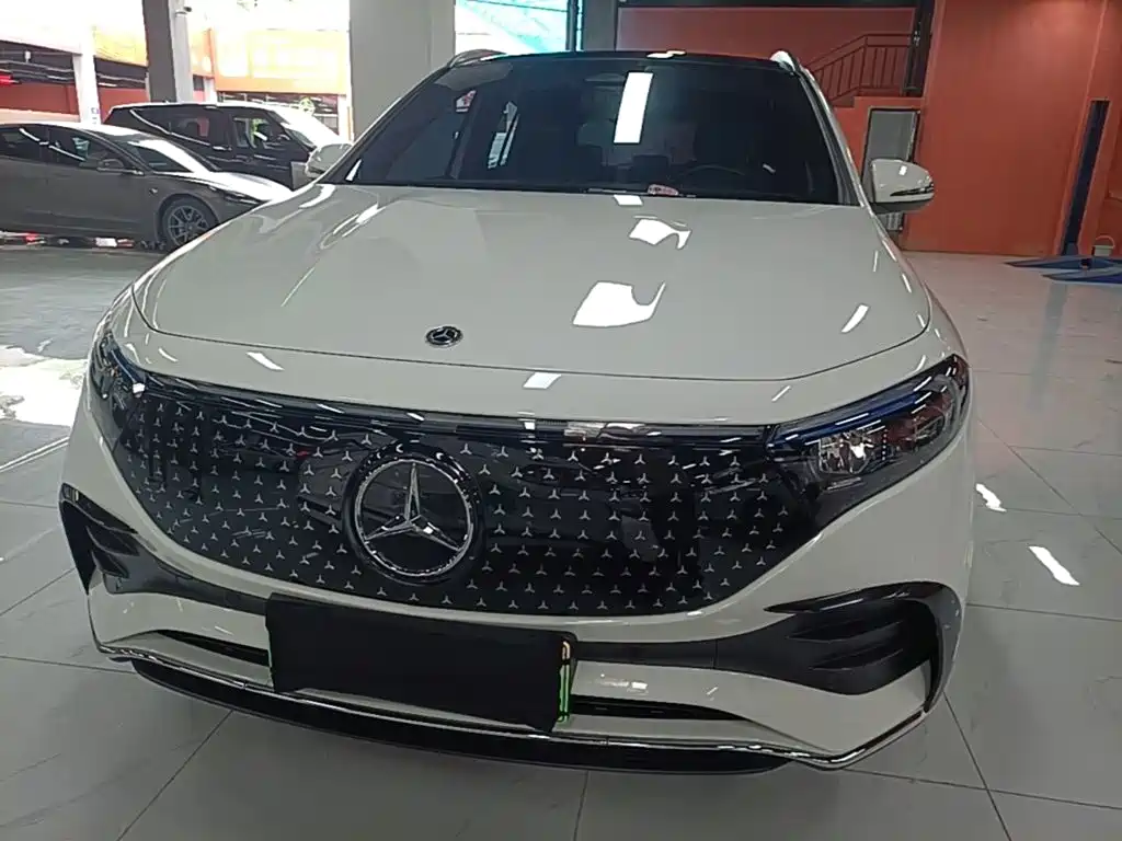 Mercedes-Benz EQA 2024