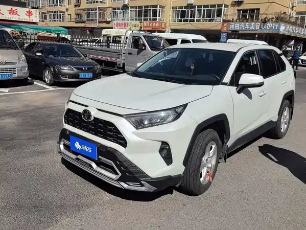 Toyota RAV4 2024