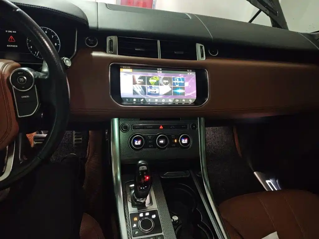 Land Rover Sport 2018