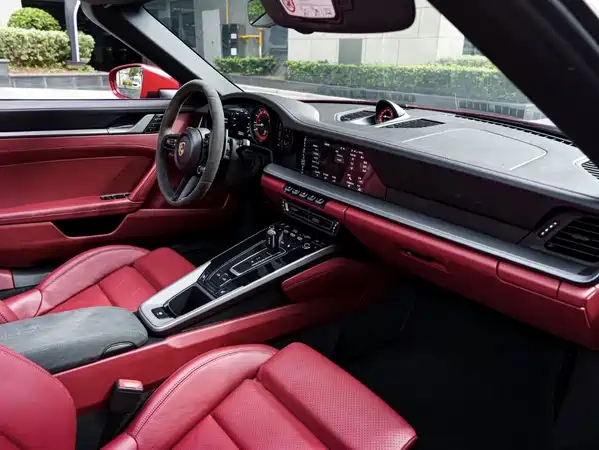 Porsche 911 2021