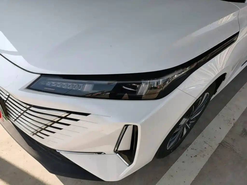 Changan Eado PHEV 2026 — фото 24