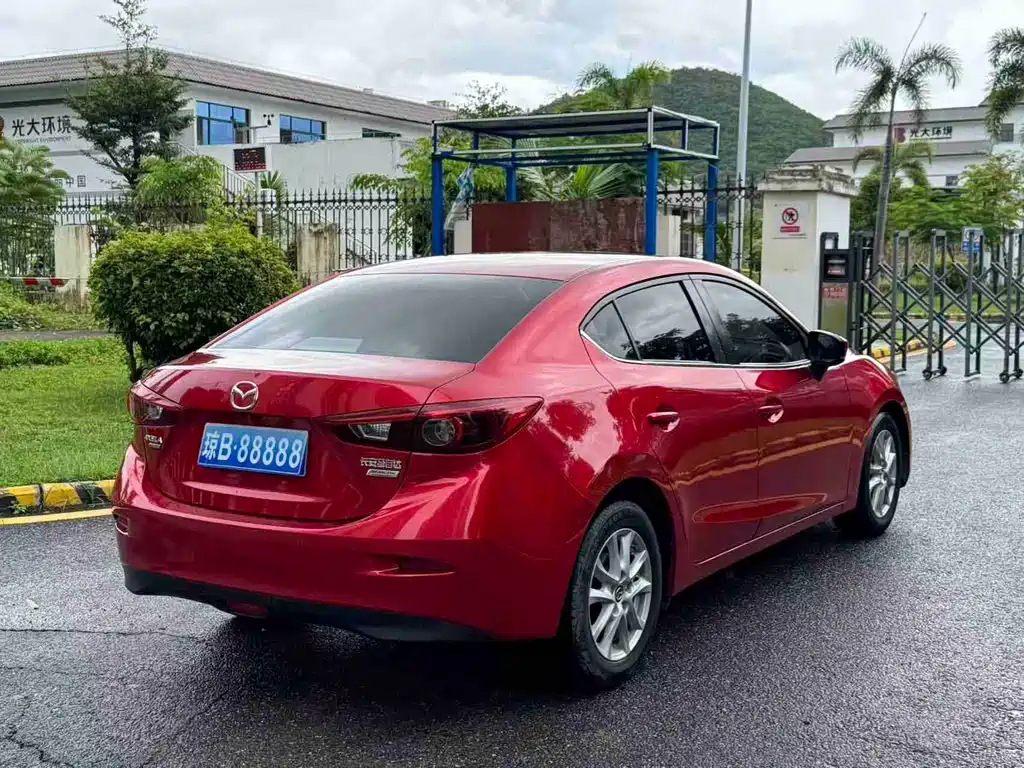 Mazda 3 Axela 2019