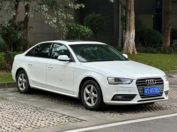 Audi A4L 2013