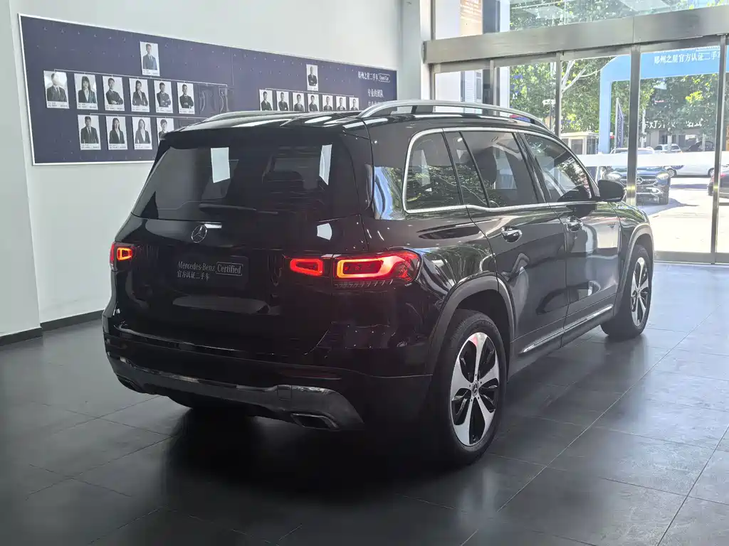 Mercedes-Benz GLB 2022 — фото 15