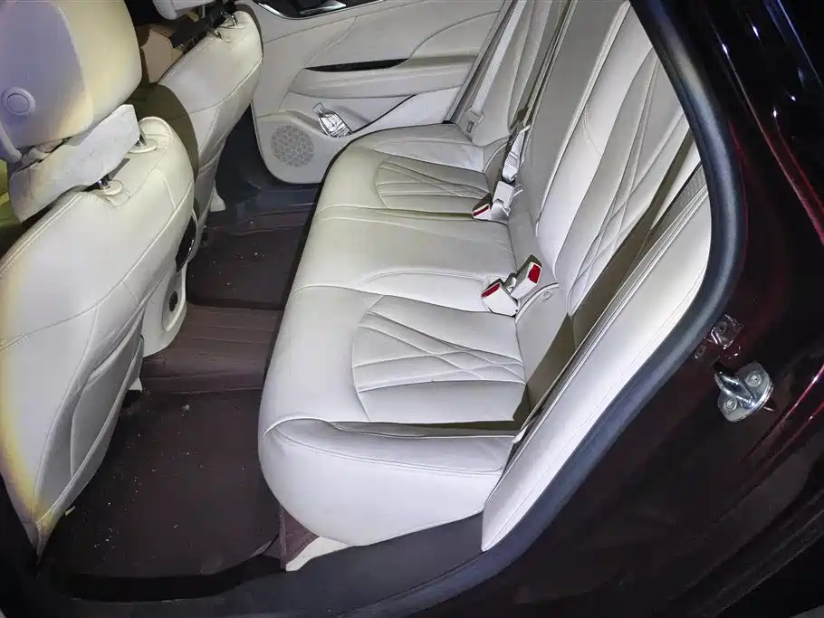 Buick LaCrosse 2022 — фото 11