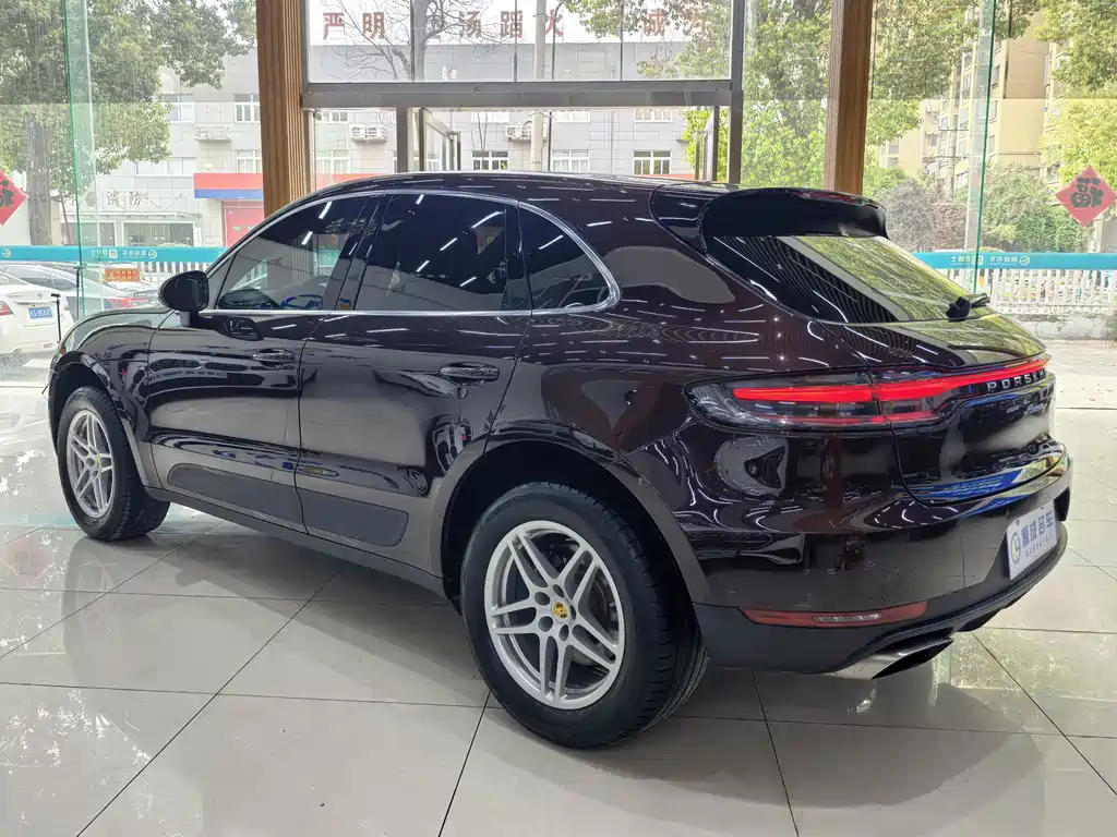 Porsche Macan 2021 — фото 7