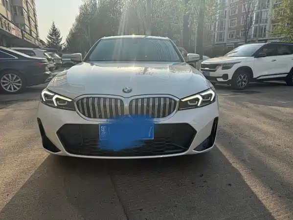 BMW 3 Series 2023
