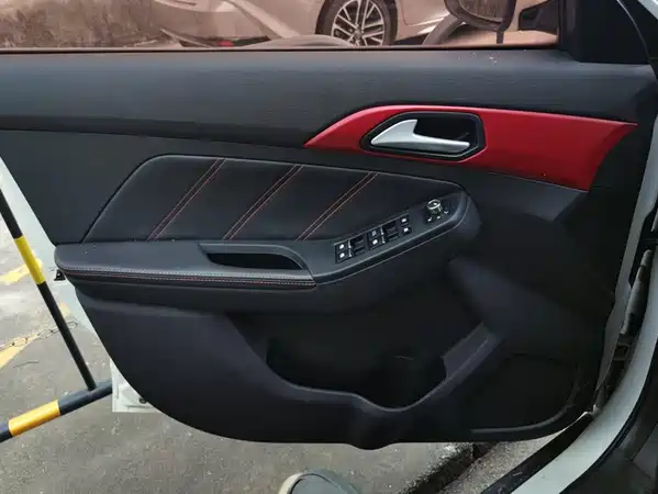 BAIC Shenbao X35 2018