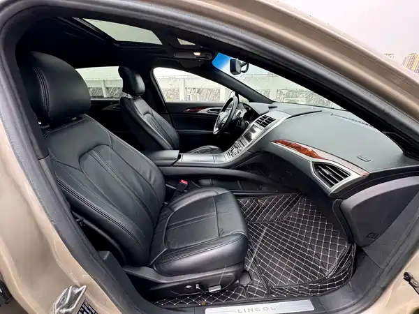 Lincoln MKZ 2017