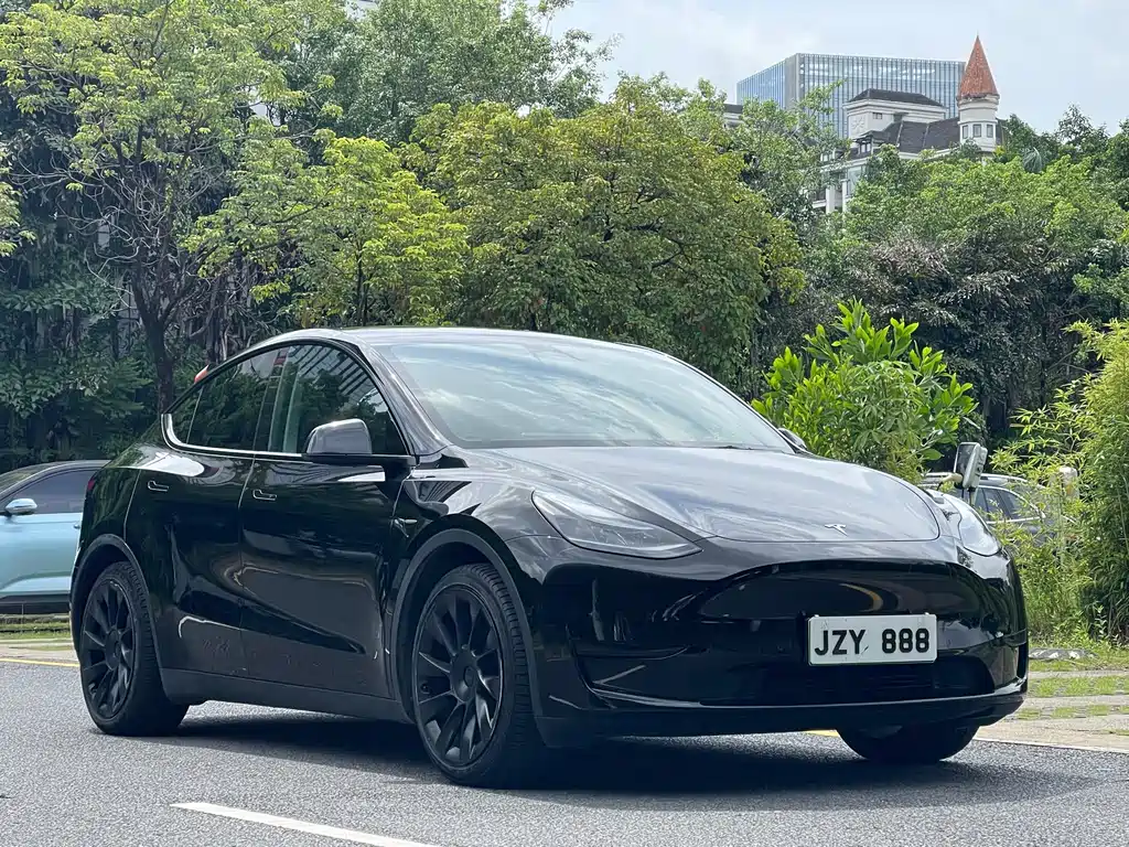 Tesla Model Y 2022 — фото 3