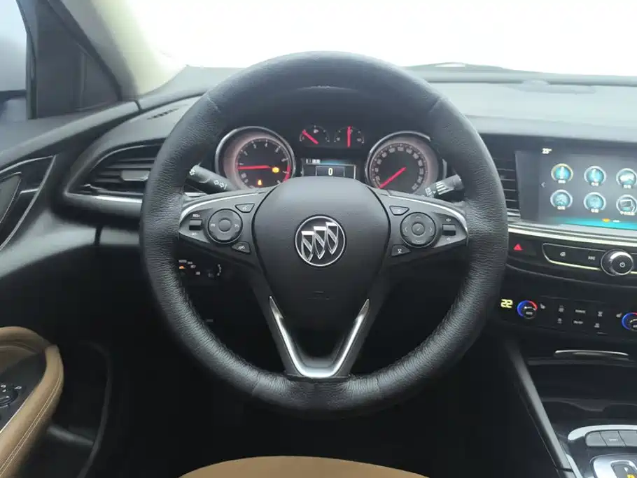 Buick Regal 2019 — фото 15