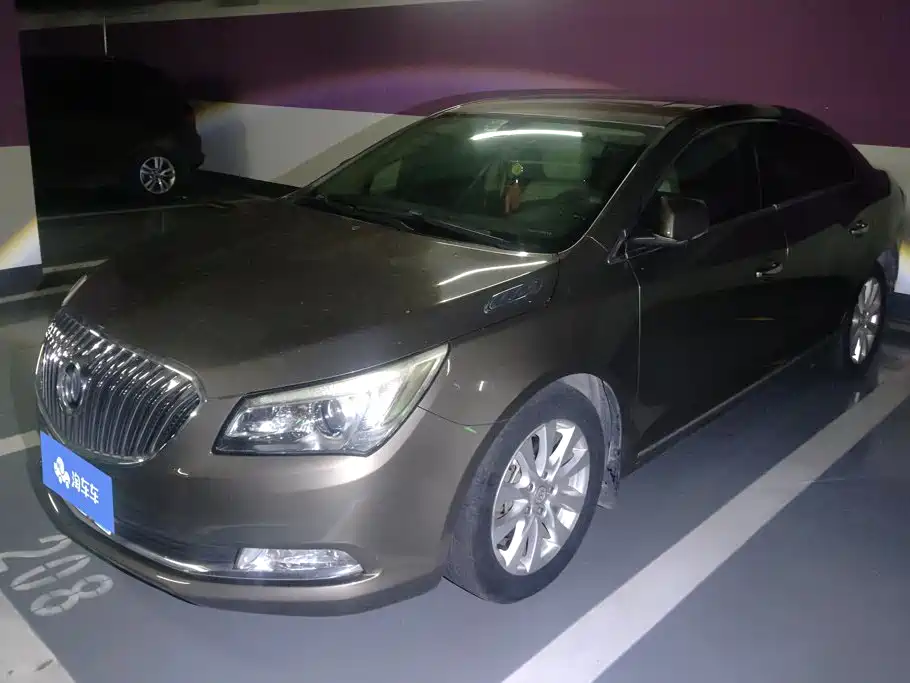 Buick LaCrosse 2015 — фото 1