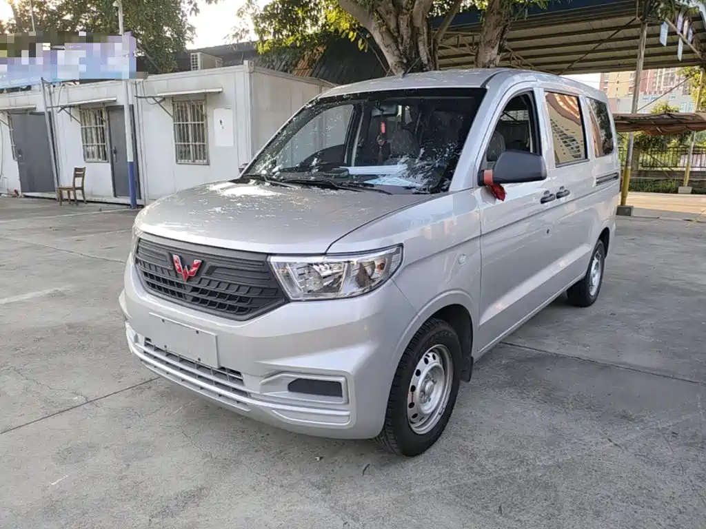 Wuling Hongguang V 2024 — фото 1