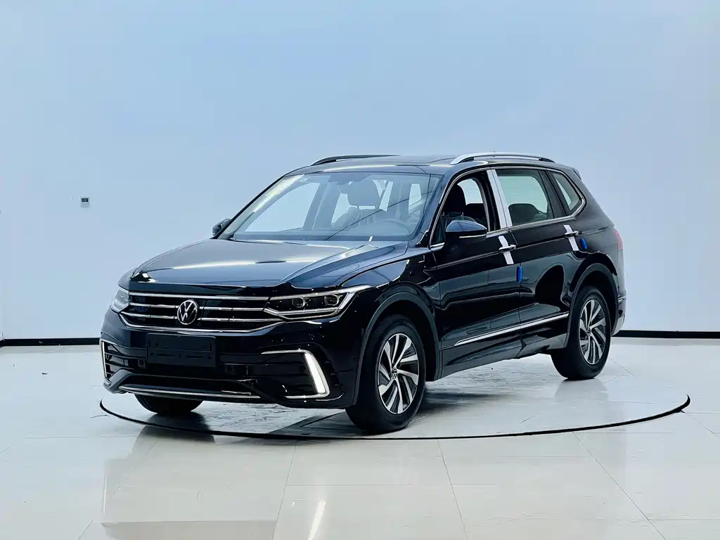 Volkswagen Tiguan L PHEV 2025