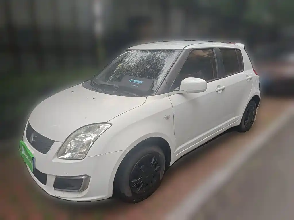 Suzuki Swift 2017 — фото 1