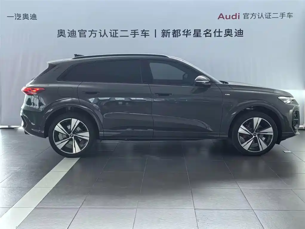 Audi Q5L 2026 — фото 2