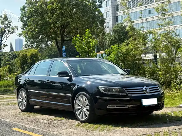 Volkswagen Phaeton 2010