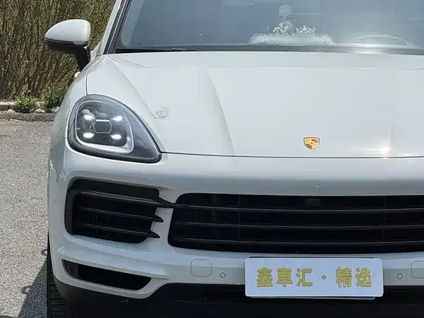 Porsche Cayenne 2023