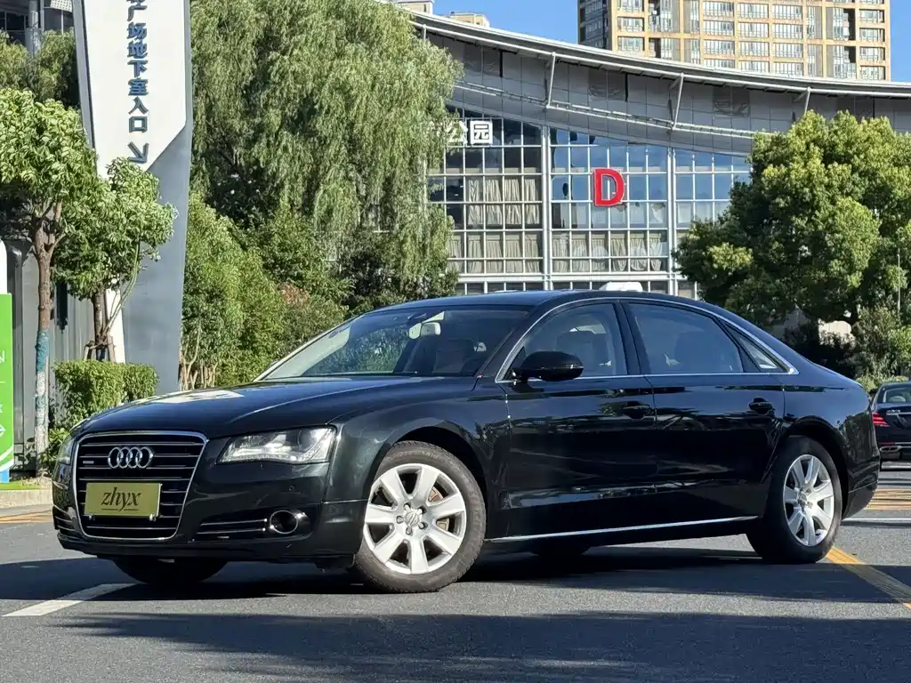 Audi A8 2011
