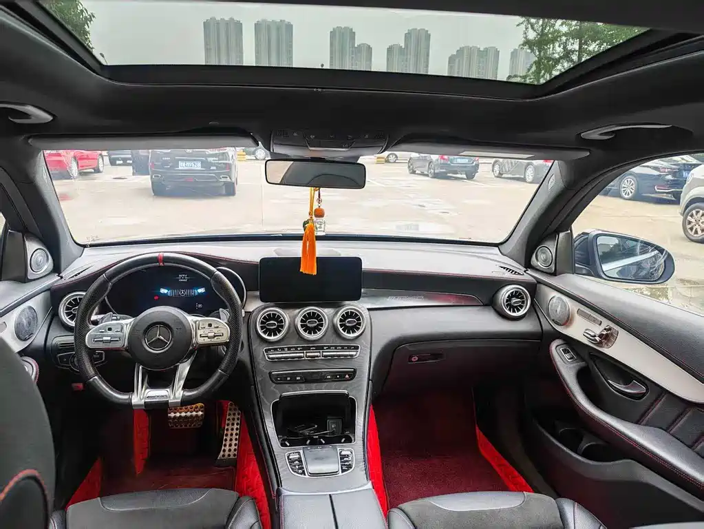 Mercedes-Benz GLC AMG 2020 — фото 5