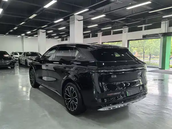 Zeekr 7X 2025