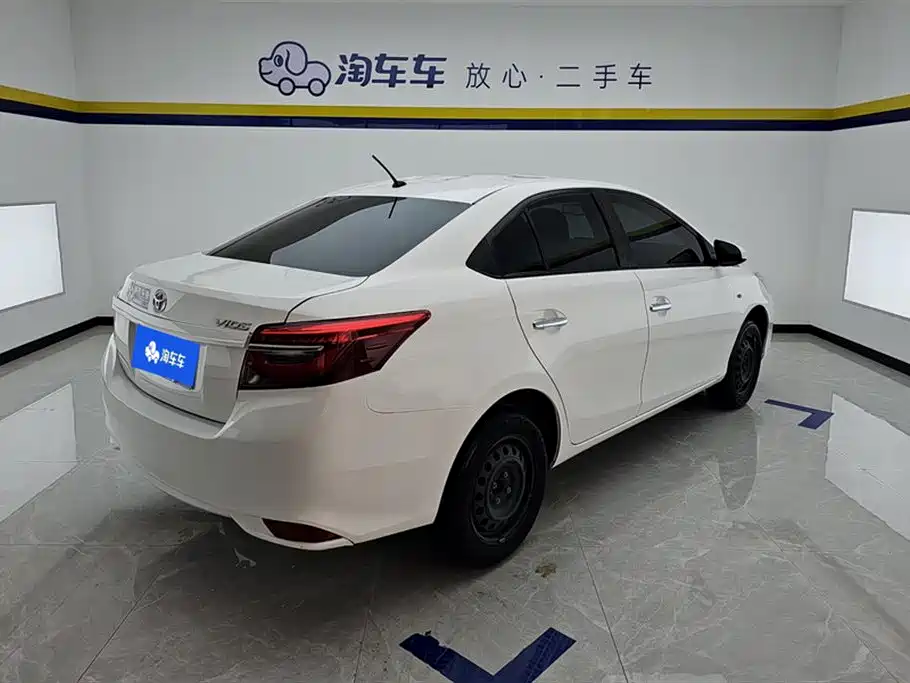 Toyota Vios 2023 — фото 3