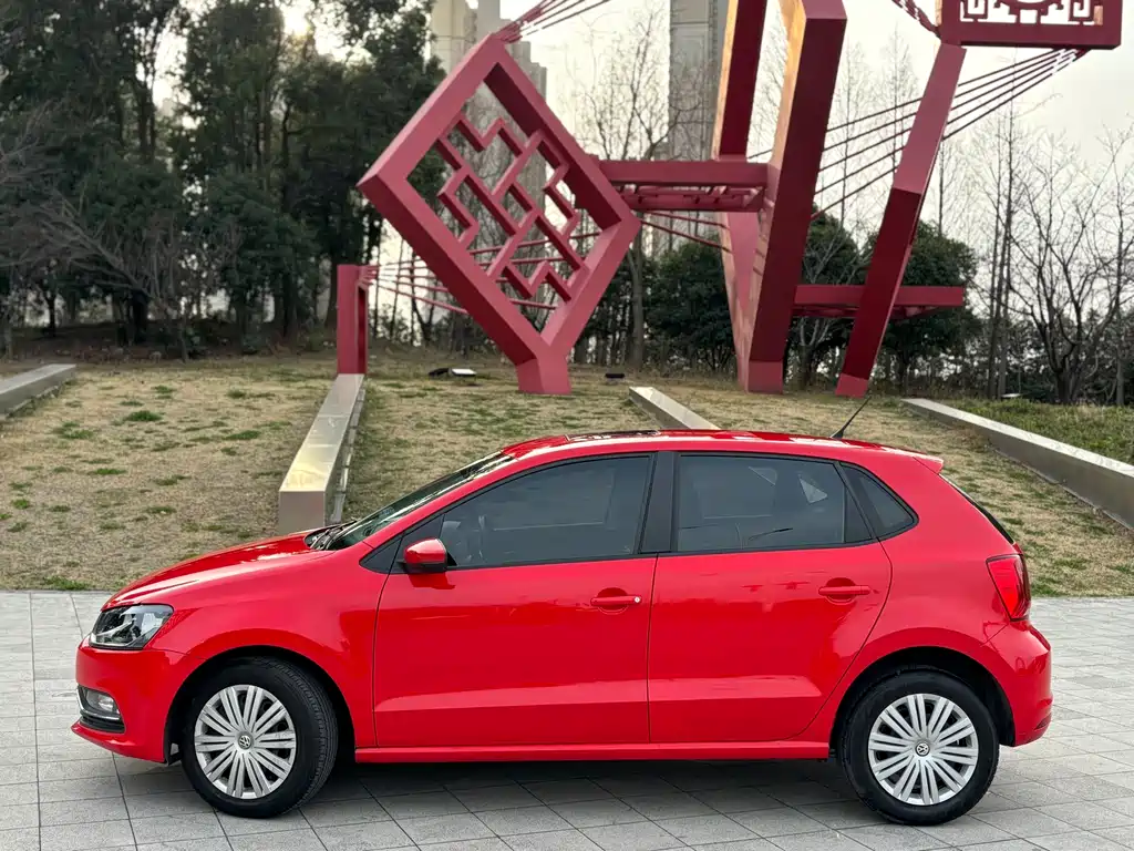 Volkswagen Polo 2017 — фото 4