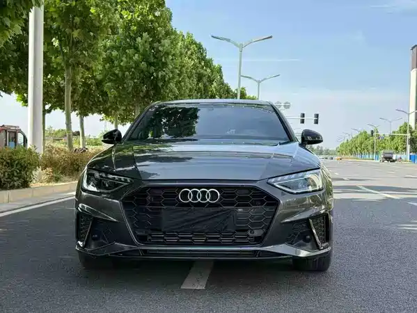 Audi A4L 2023
