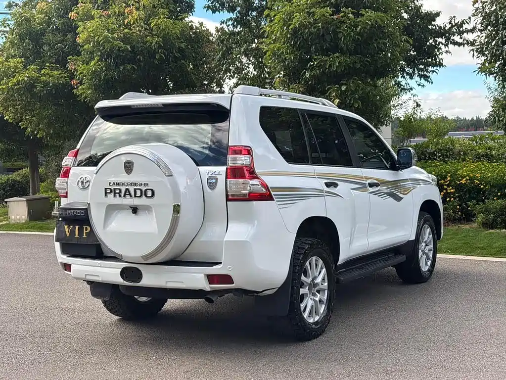 Toyota Prado 2017 — фото 5