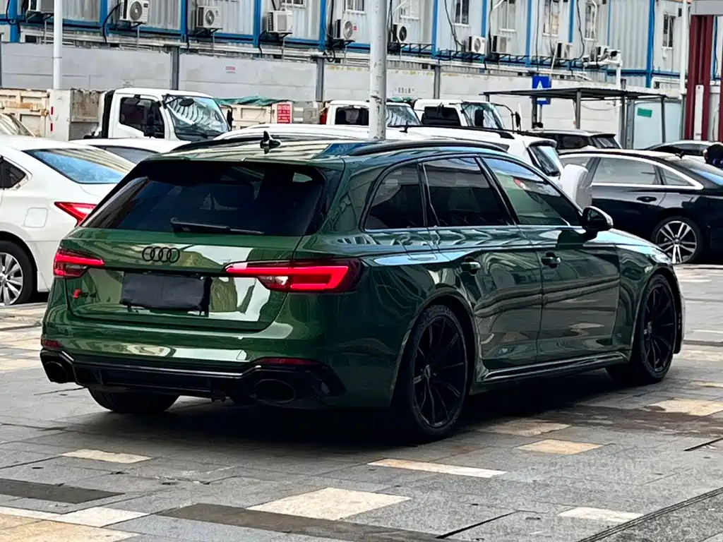 Audi RS 4 2020