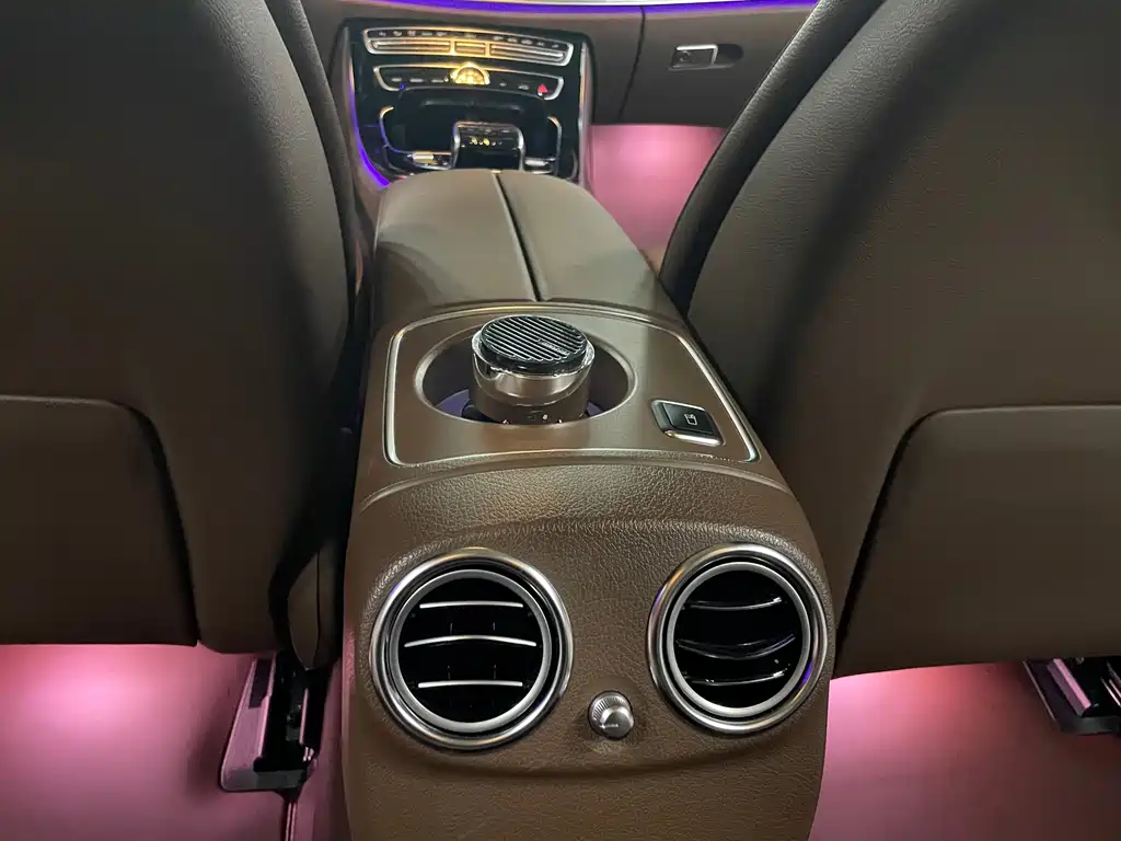 Mercedes-Benz E-Class 2017 — фото 13