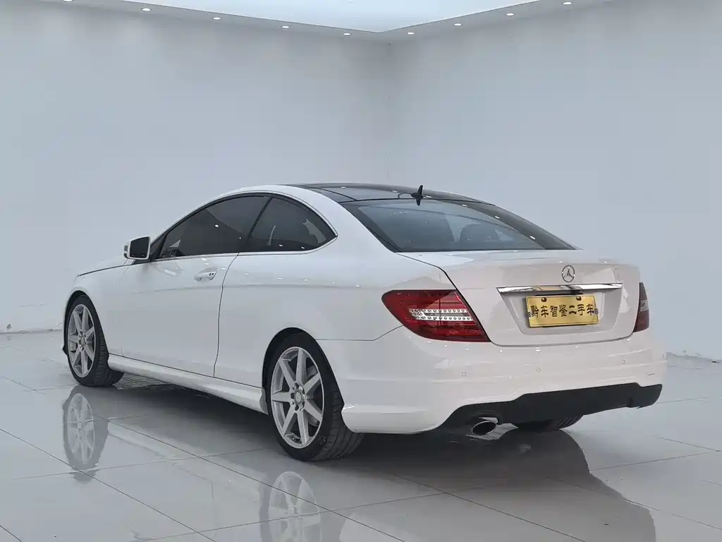 Mercedes-Benz C-Class 2015 — фото 6