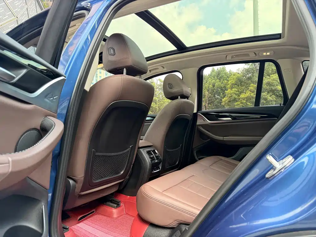 BMW X3 2018 — фото 11