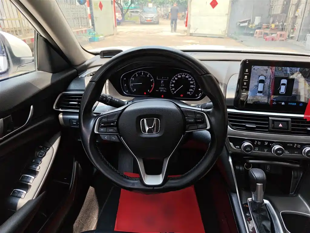 Honda Accord 2021 — фото 11