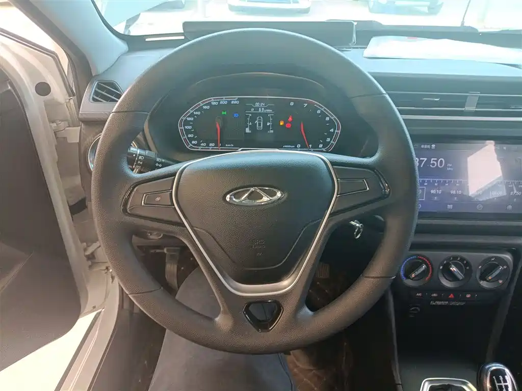 Chery Tiggo 3x 2019 — фото 7