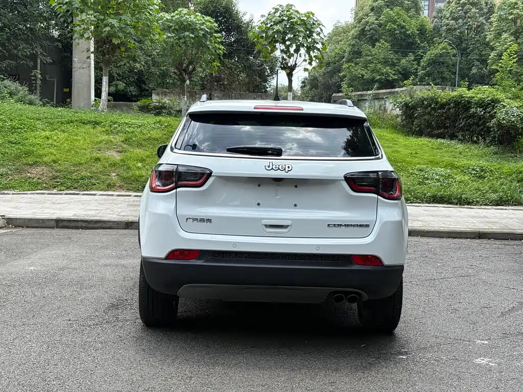 Jeep Compass 2020 — фото 15