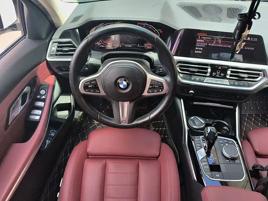 BMW 3 Series 2021 — фото 11