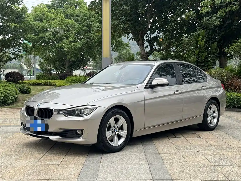 BMW 3 Series 2014 — фото 1